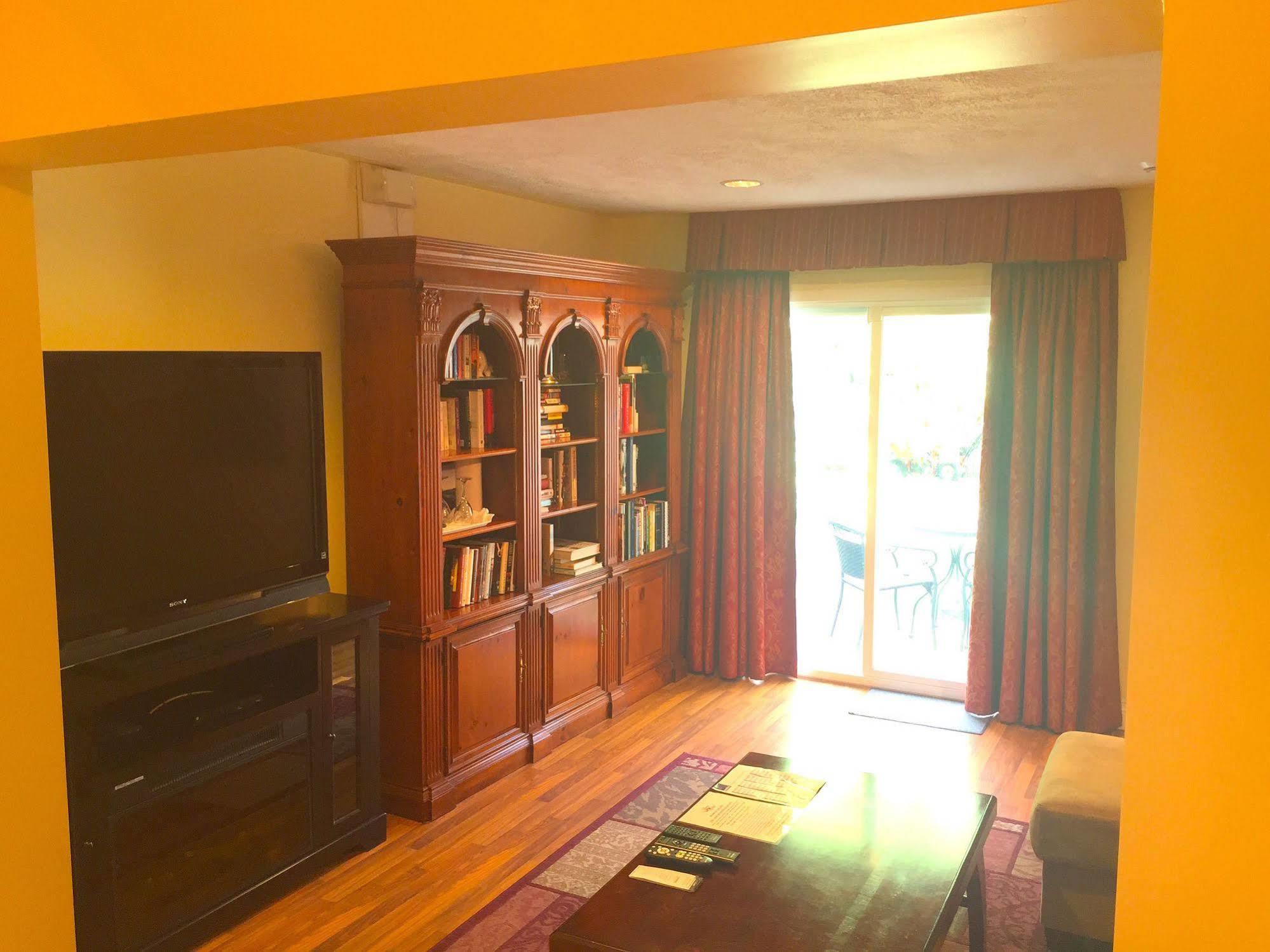 Grey Rose Suites Hanover Extérieur photo