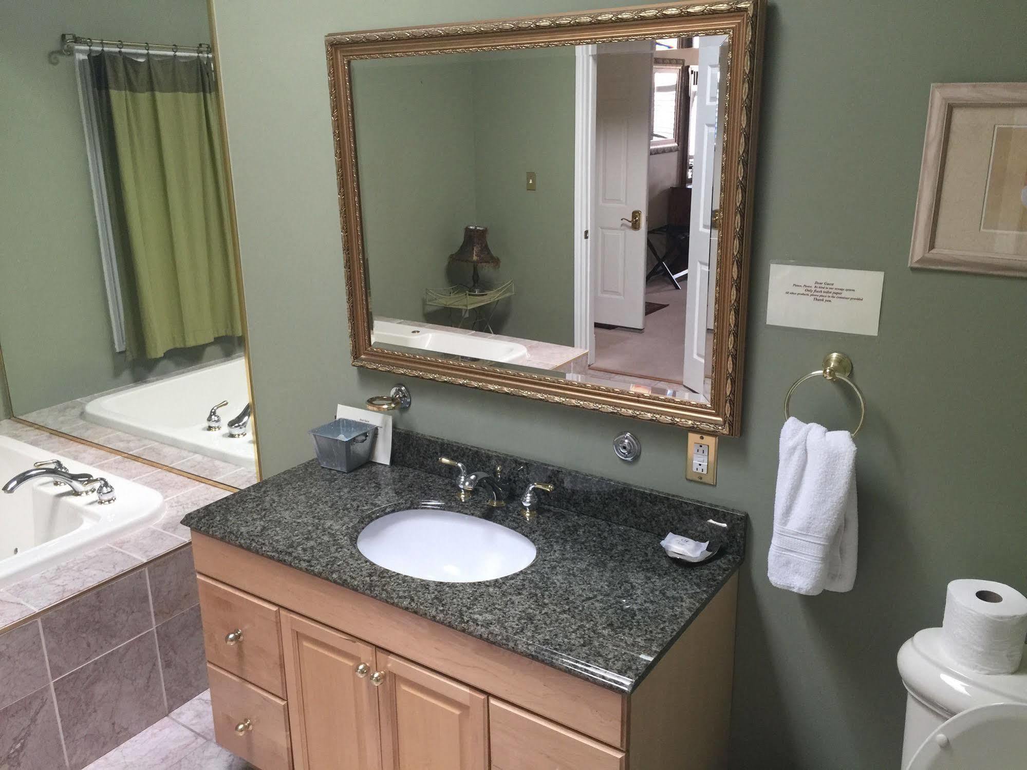 Grey Rose Suites Hanover Extérieur photo